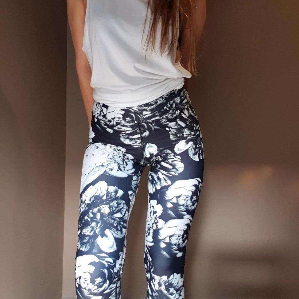 Printed Yoga Pants - Black and White Floral - 6